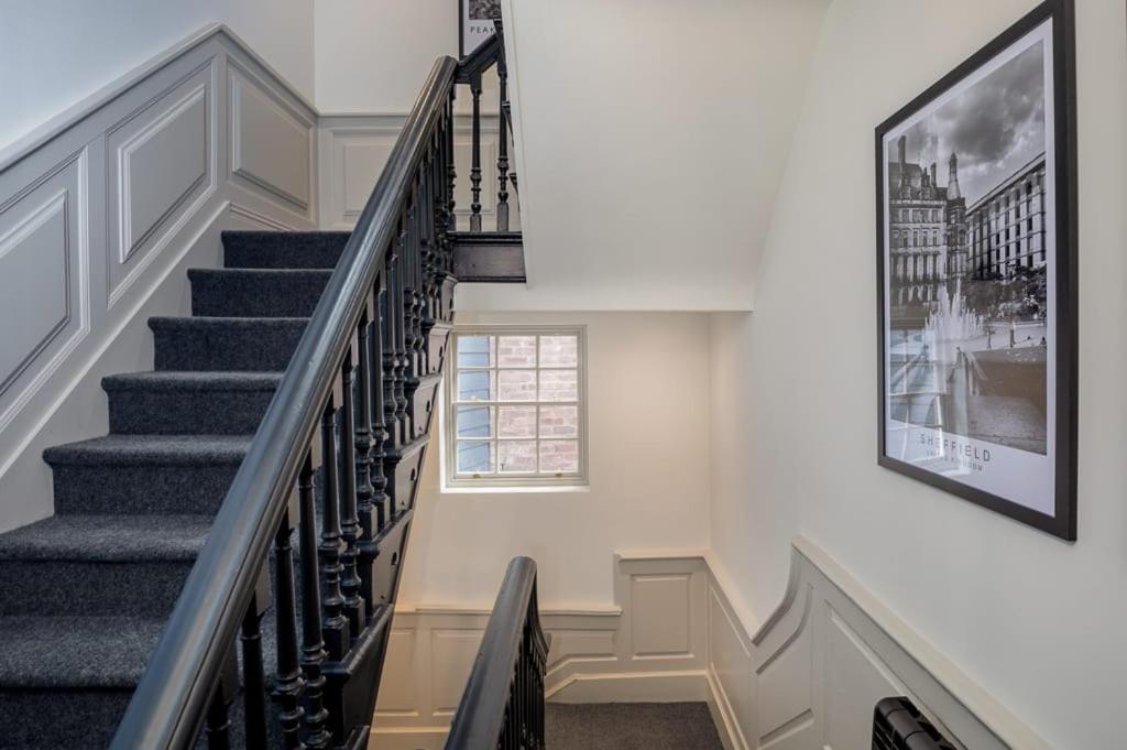 Paradise Square-Remodelled 18Th Century Apartment Sheffield Exterior photo